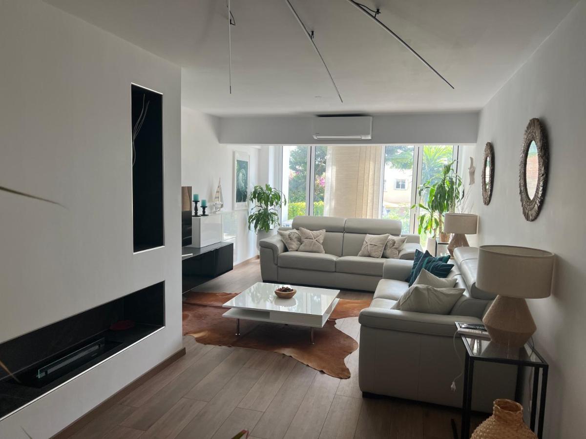 Apartmán Modern Seaview Townhouse In Coral Bay (Adults Only) Pegeia Exteriér fotografie